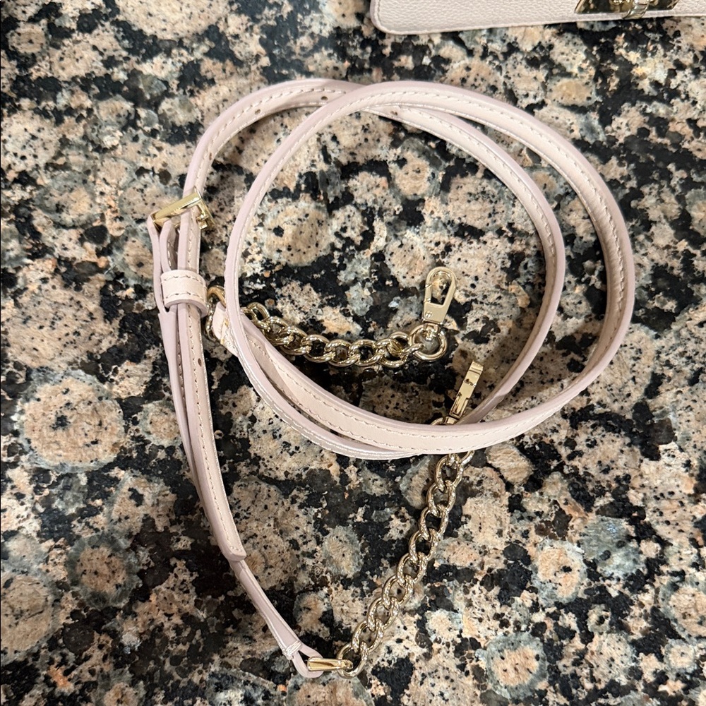 Kate spade pearl crossbody/hand bag - Picture 2 of 16